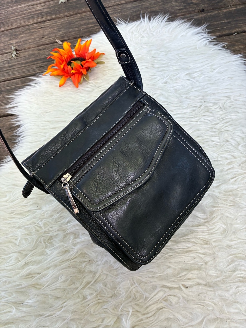 🌺Vintage FOSSIL soft leather crossbody bag 🌺